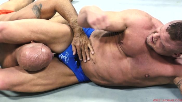 82-wrestlingmale-Boston-Clash-9-Slade-Vs-Mike-P2-Headscissor-23